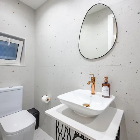 Capital Hideaway Appartement