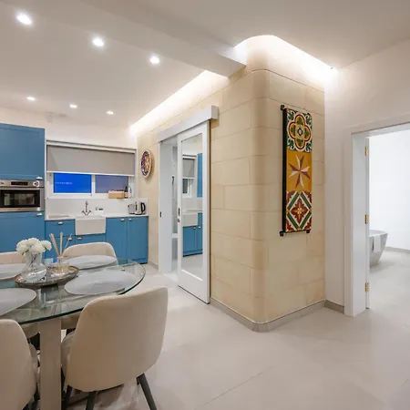 Capital Hideaway Apartment
